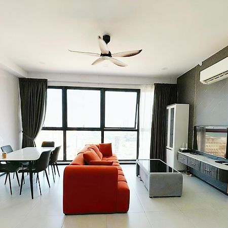 Urban Suites Two Or Three Bedroom Georgetown By Anc Jelutong المظهر الخارجي الصورة