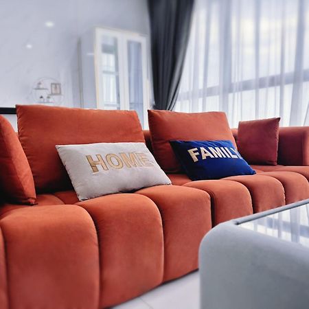 Urban Suites Two Or Three Bedroom Georgetown By Anc Jelutong المظهر الخارجي الصورة