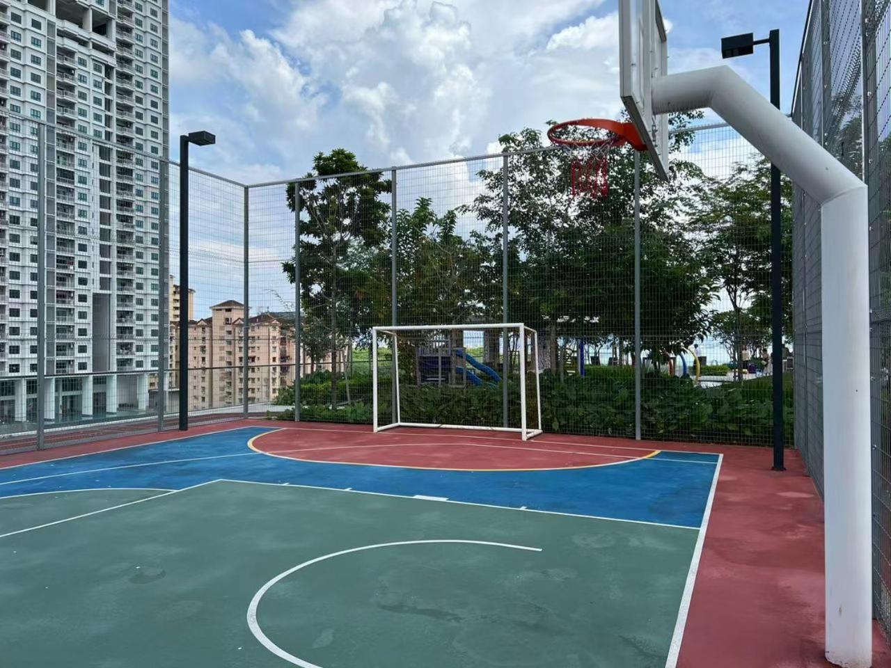 Urban Suites Two Or Three Bedroom Georgetown By Anc Jelutong المظهر الخارجي الصورة
