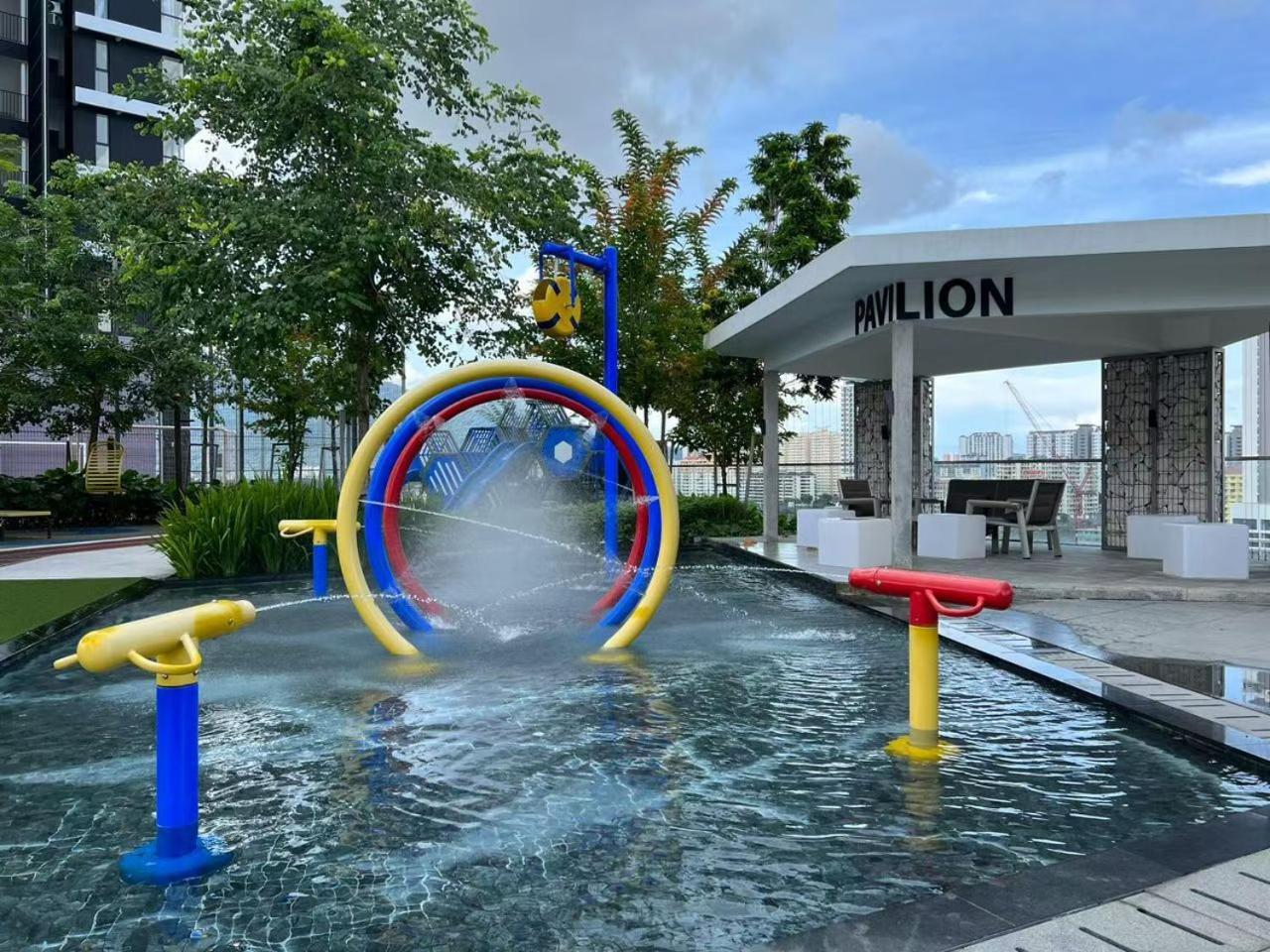 Urban Suites Two Or Three Bedroom Georgetown By Anc Jelutong المظهر الخارجي الصورة