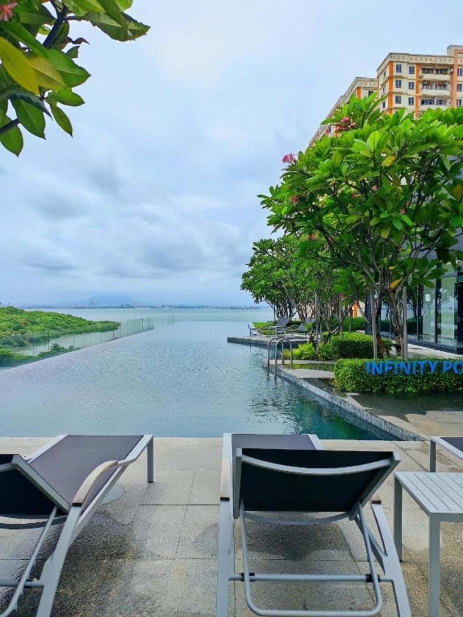 Urban Suites Two Or Three Bedroom Georgetown By Anc Jelutong المظهر الخارجي الصورة