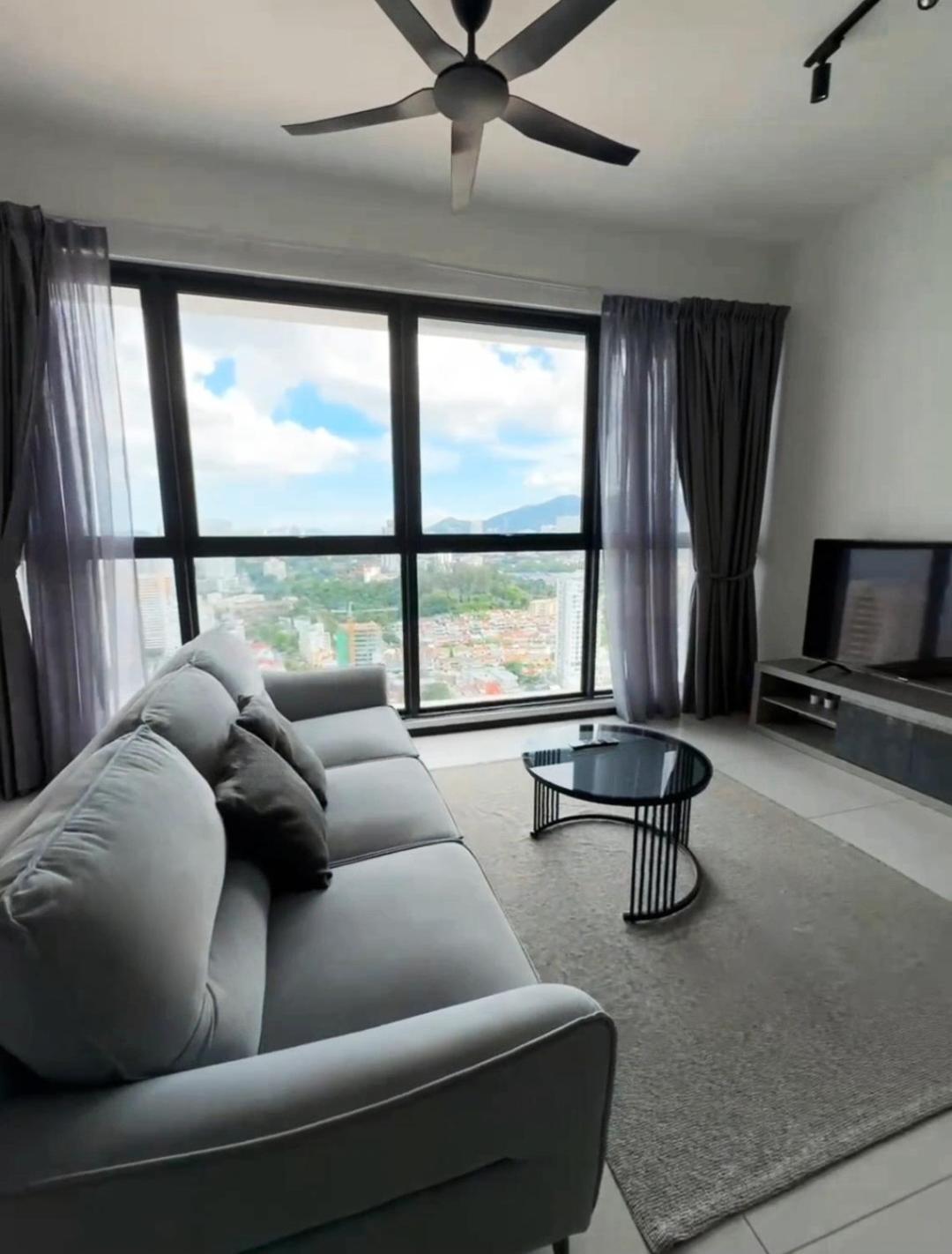Urban Suites Two Or Three Bedroom Georgetown By Anc Jelutong المظهر الخارجي الصورة