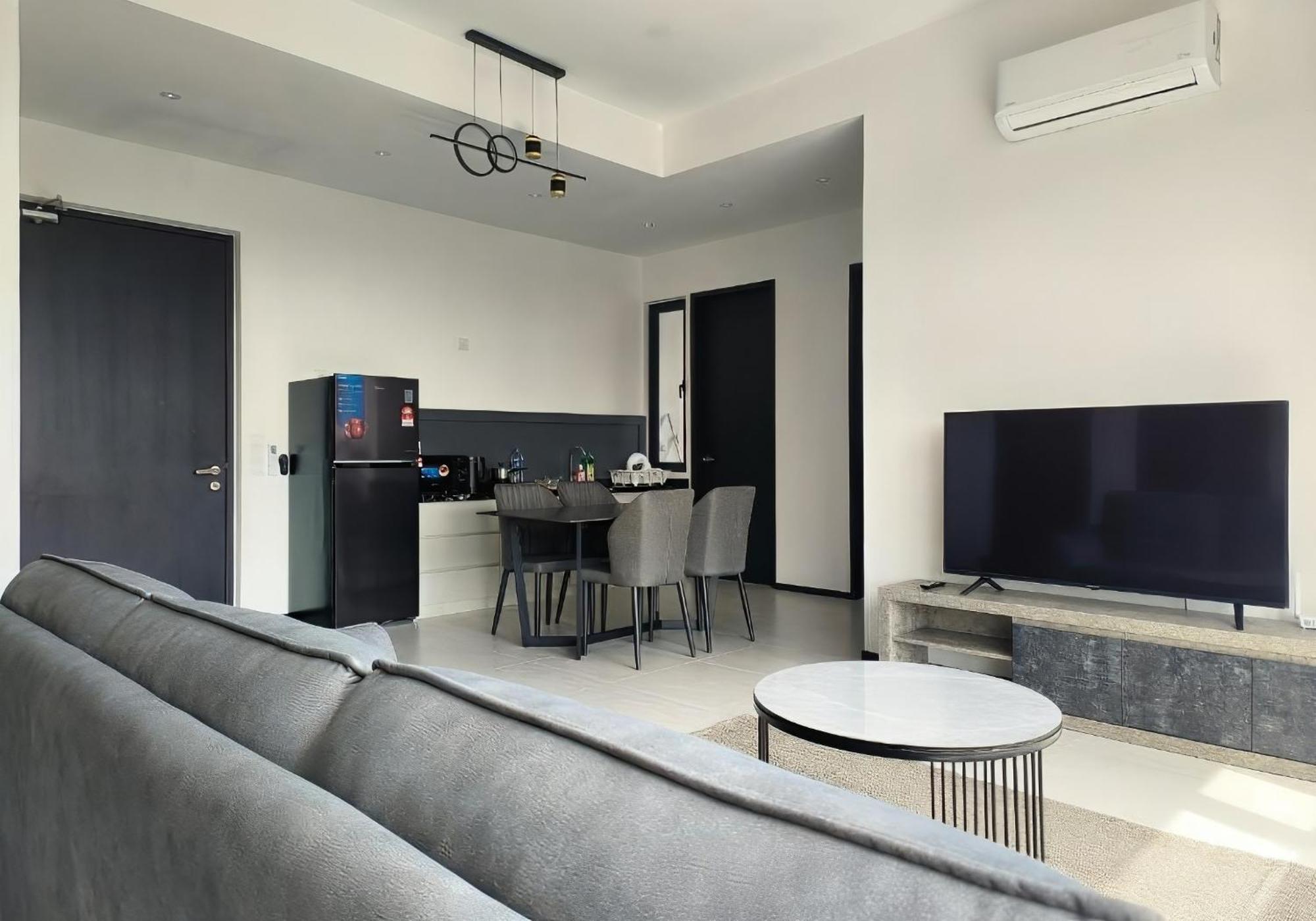 Urban Suites Two Or Three Bedroom Georgetown By Anc Jelutong المظهر الخارجي الصورة