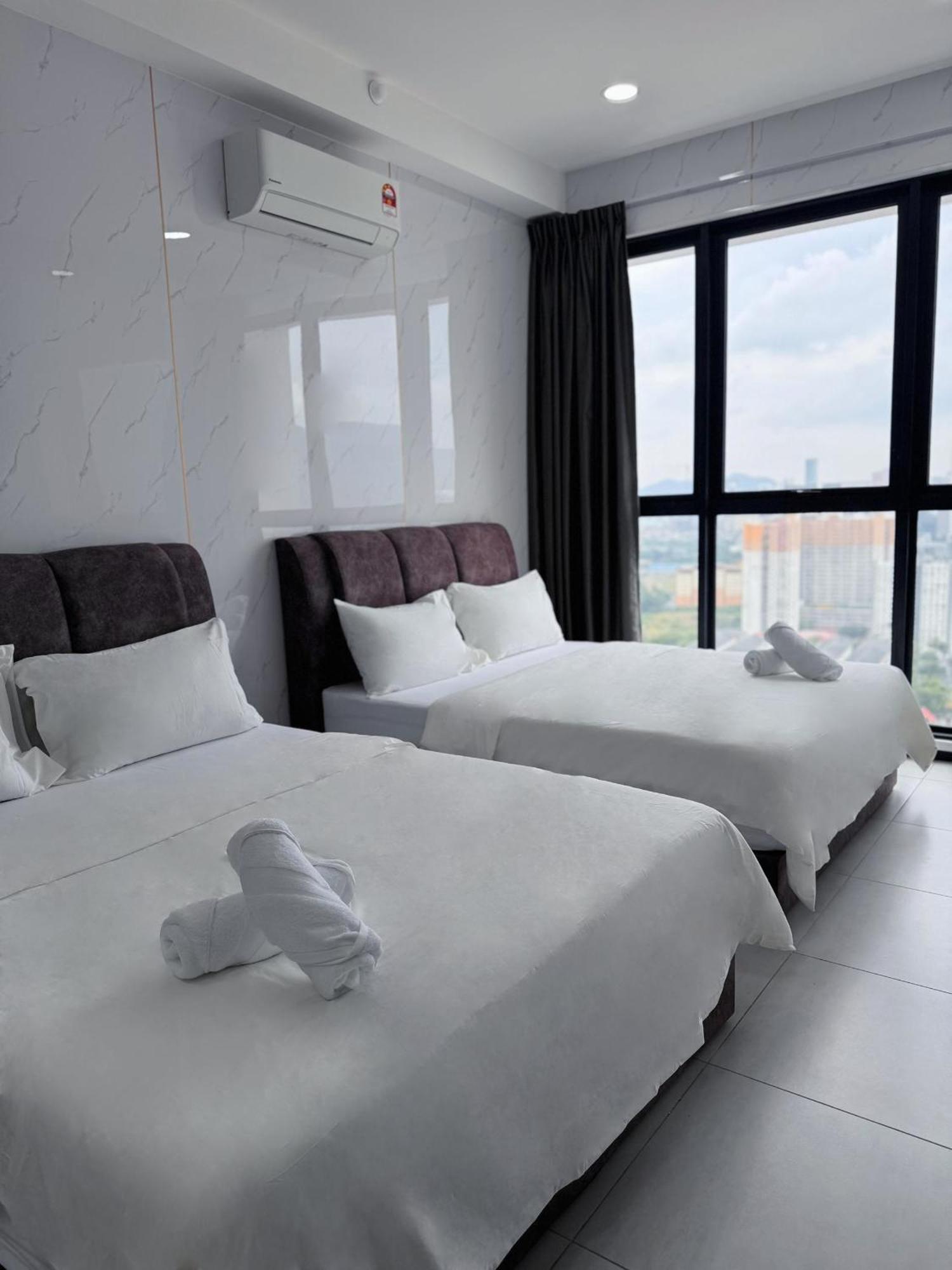 Urban Suites Two Or Three Bedroom Georgetown By Anc Jelutong المظهر الخارجي الصورة