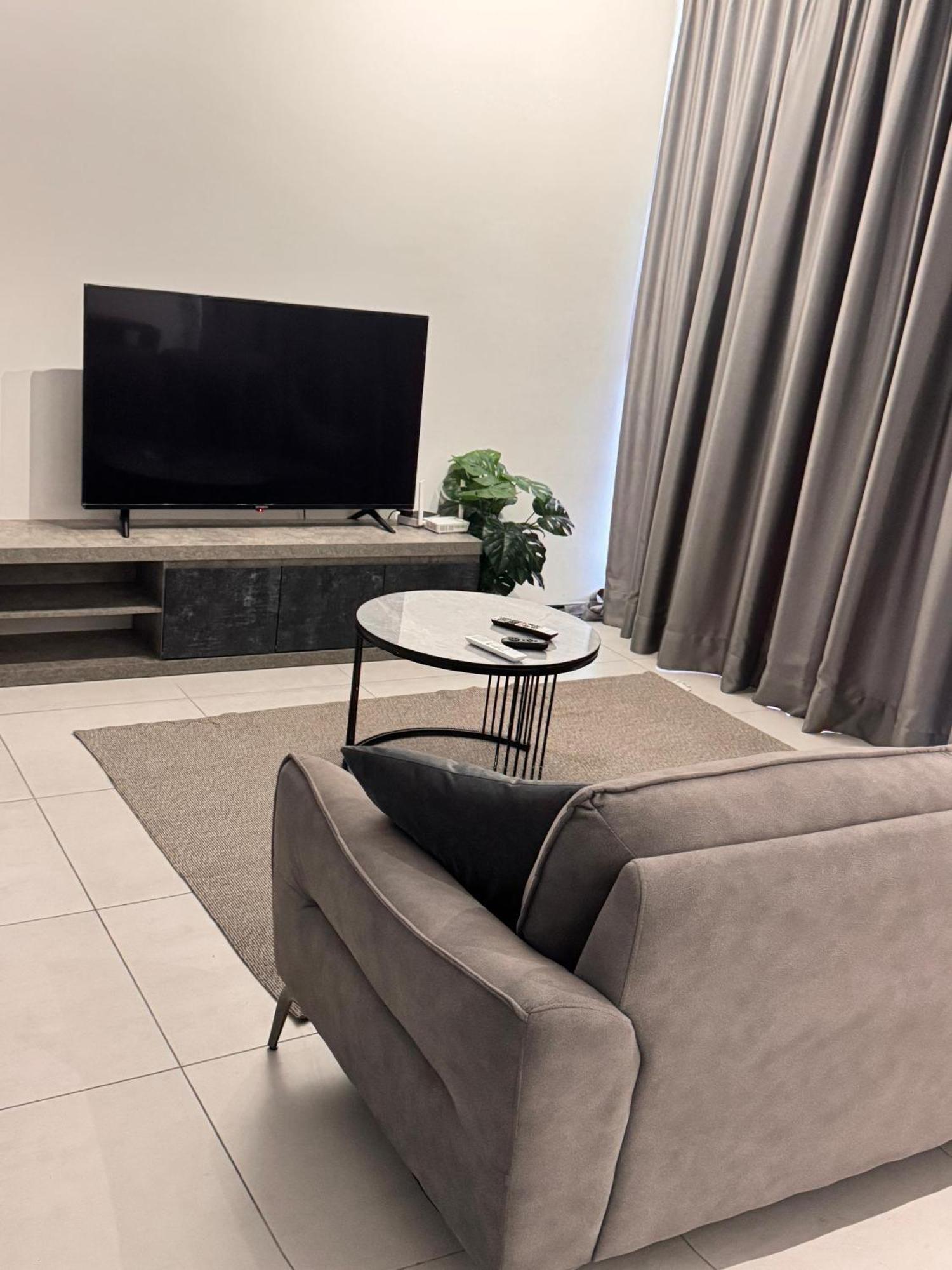 Urban Suites Two Or Three Bedroom Georgetown By Anc Jelutong المظهر الخارجي الصورة